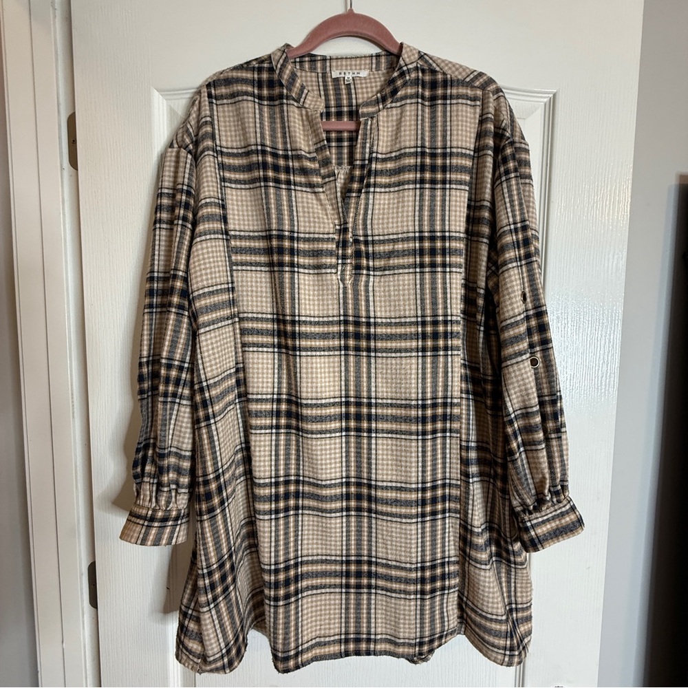 RETHM Women’s 100% Cotton Plaid Flannel Navy, Beige, Gold Tunic Top Size M/L